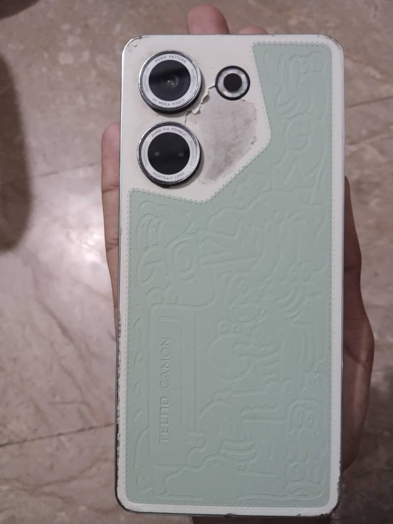 Tecno CAMON 20 2