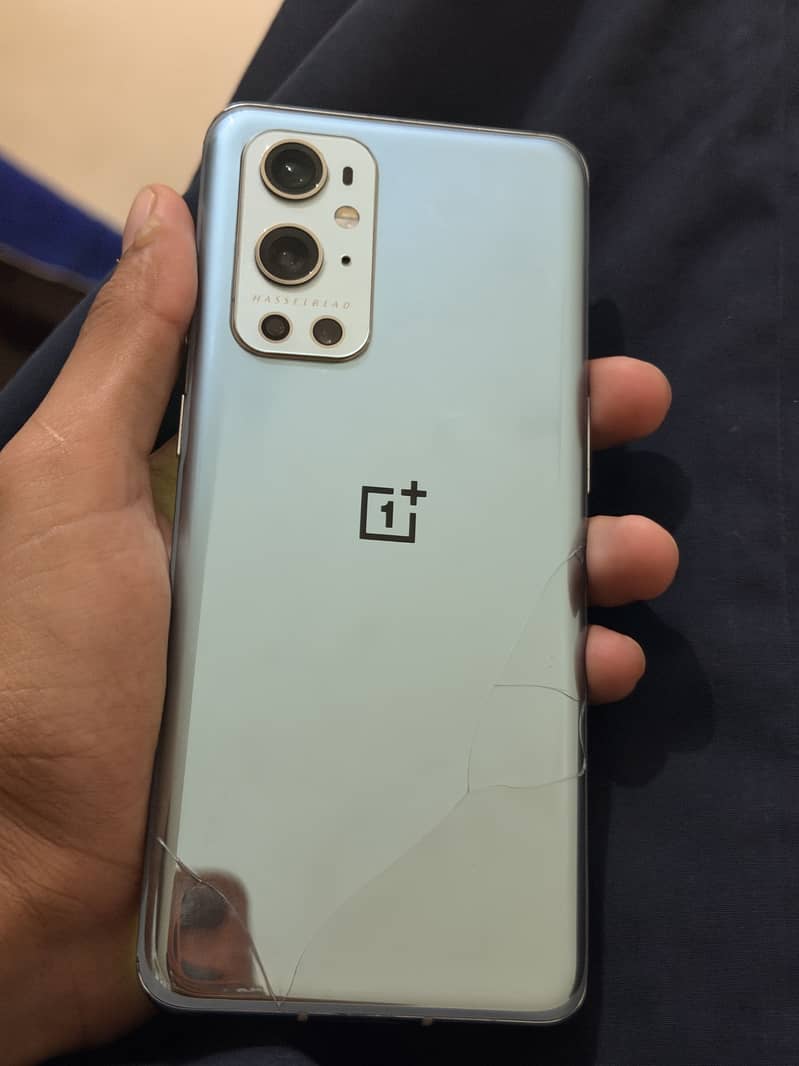 One Plus 9 Pro 0