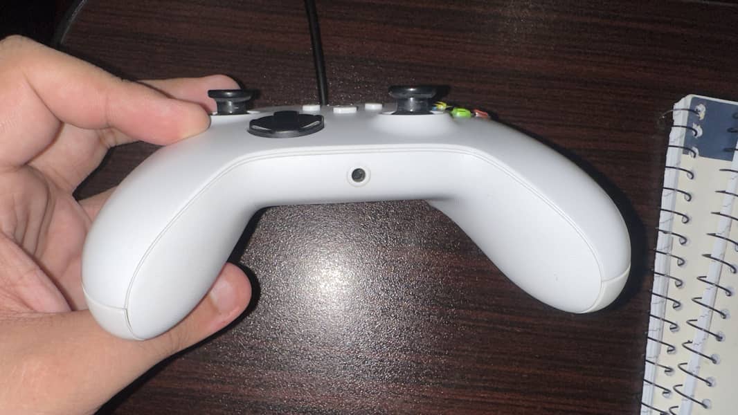 Xbox series s wired controller 4