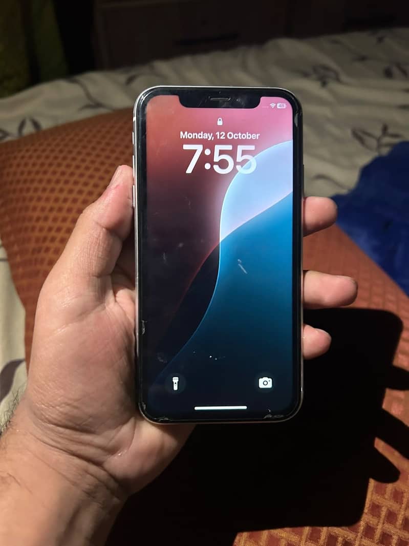 Apple iPhone XR 5