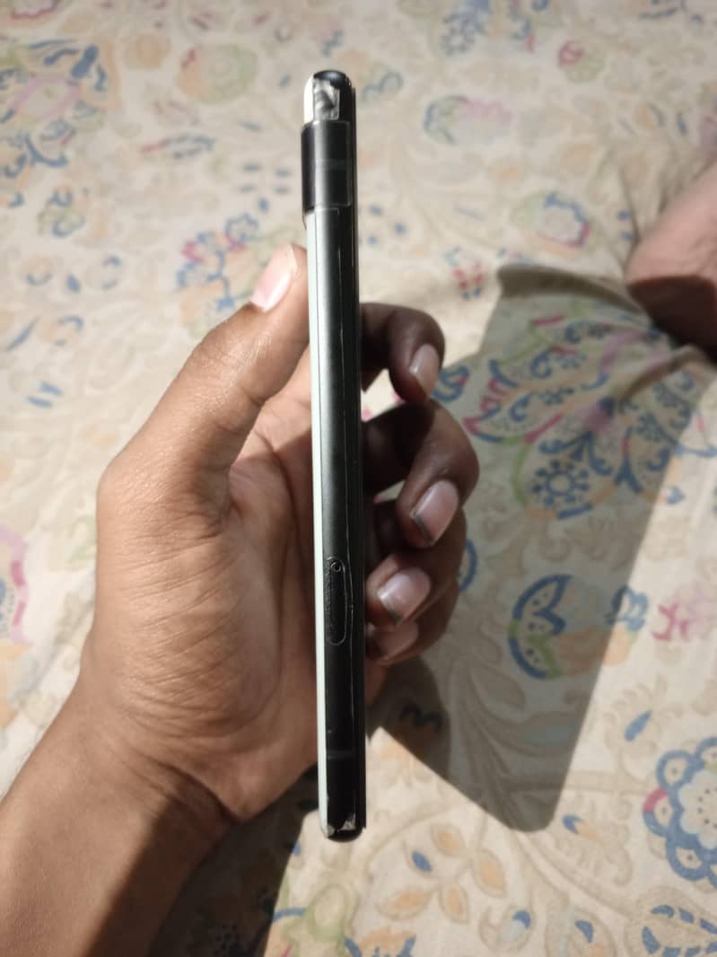 Google Pixel 6a 4