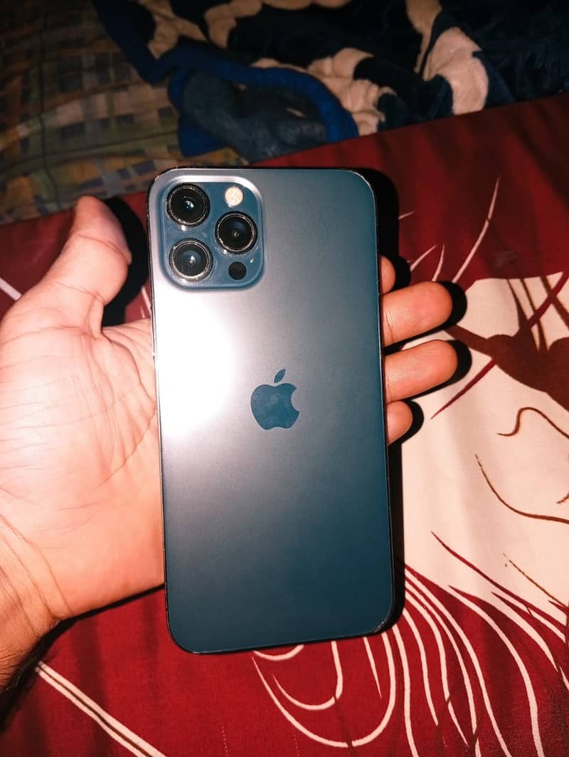Apple iPhone 12 Pro Max 2