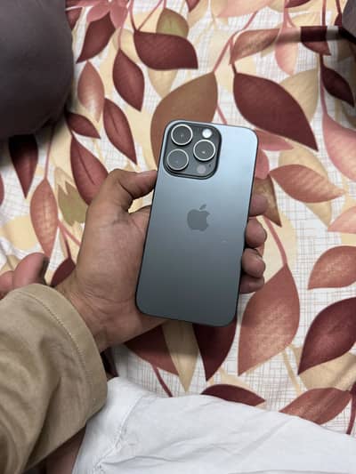 Apple iPhone 15 Pro