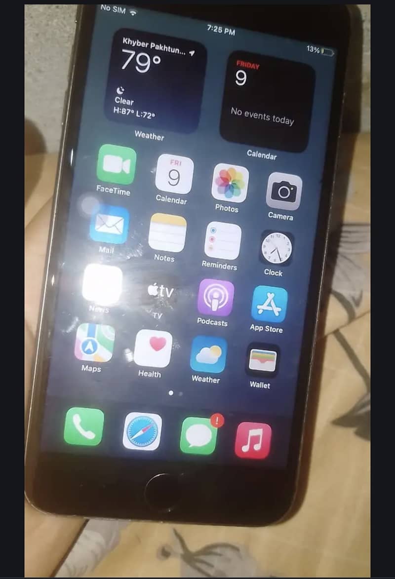 Apple iPhone 8 Plus 1
