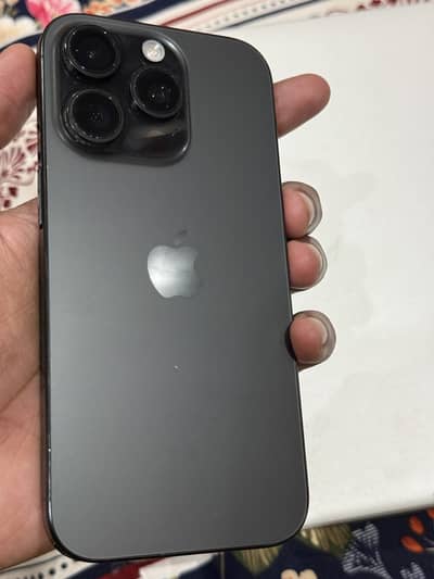 Apple iPhone 16 Pro
