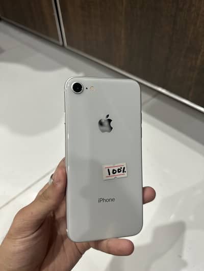 Apple iPhone 8