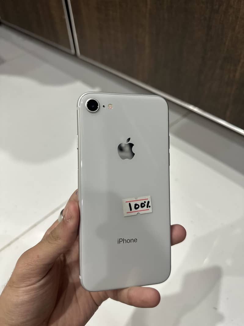 Apple iPhone 8 0
