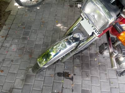 honda cd 70 urgent sale  03026521179
