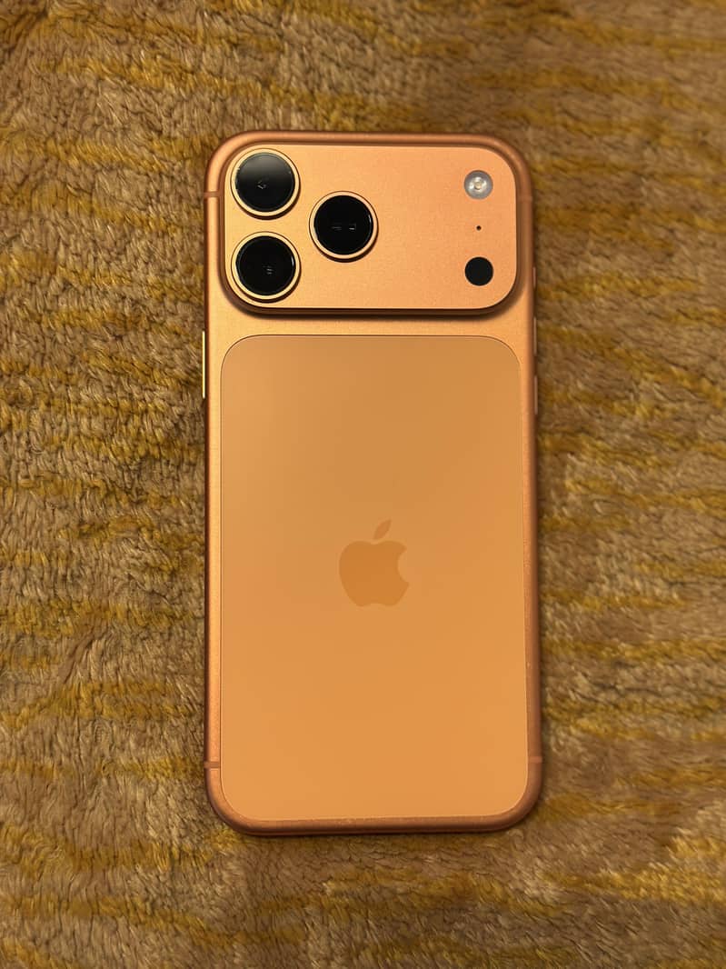 Apple iPhone 17 Pro Max 0