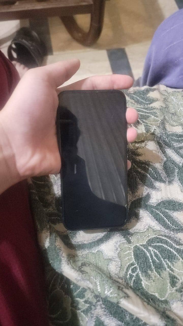 Apple iPhone 13 3