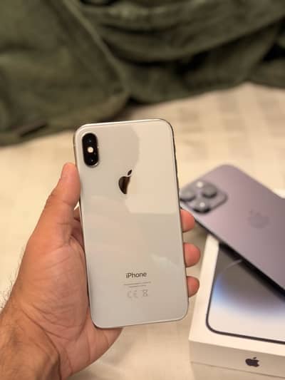 Apple iPhone X