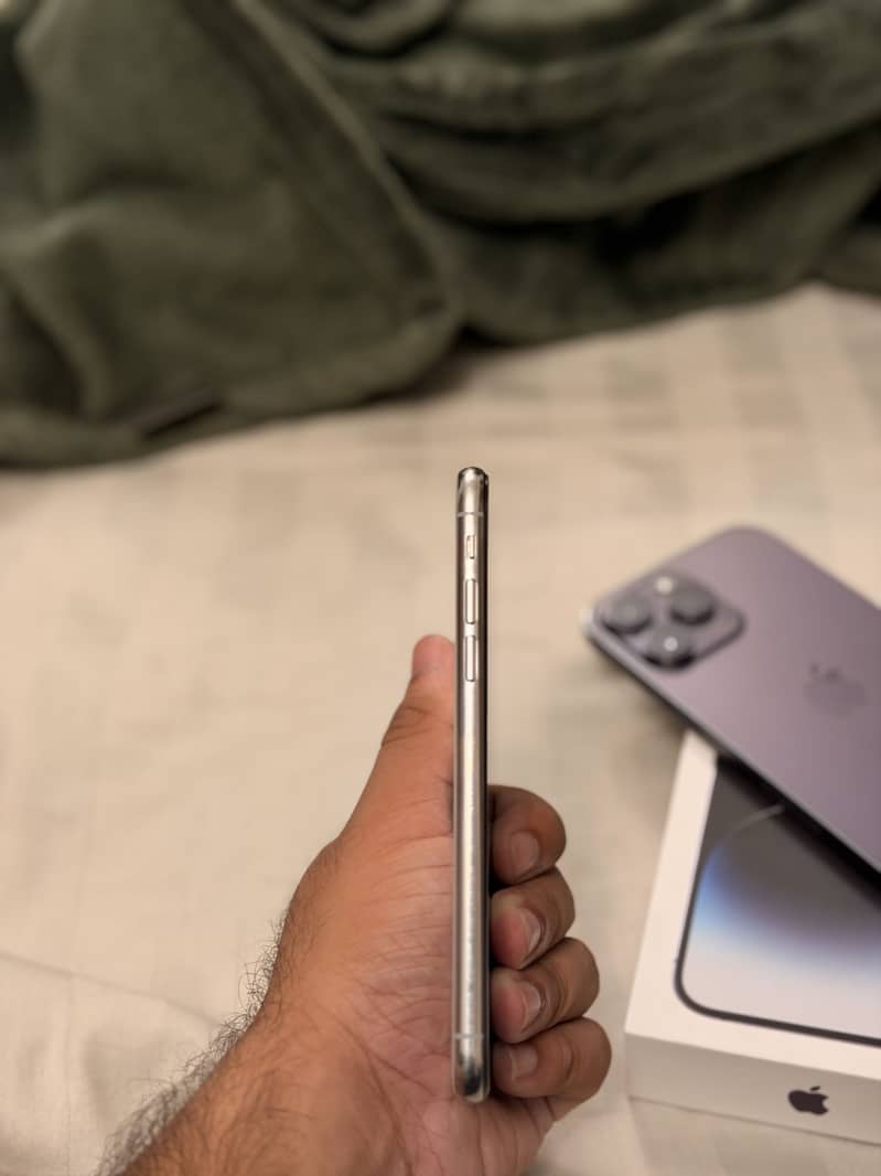 Apple iPhone X 8