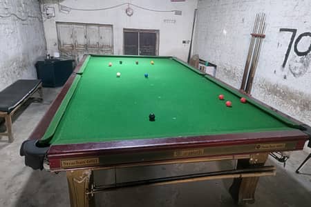 snooker table
