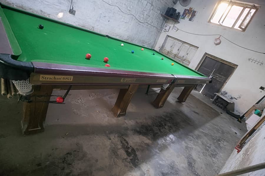 snooker table 2