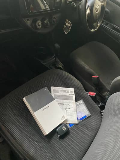 Toyota Vitz 2017/20 Genuine condition Push start