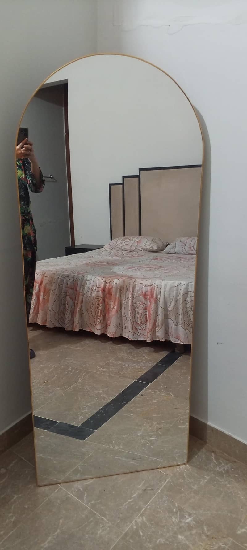 Standing Mirror 1