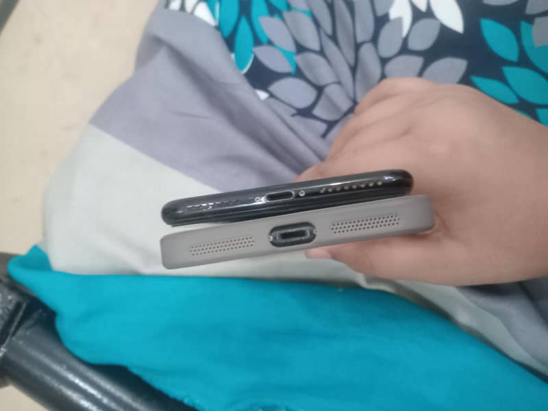Apple iPhone 7 Plus 3