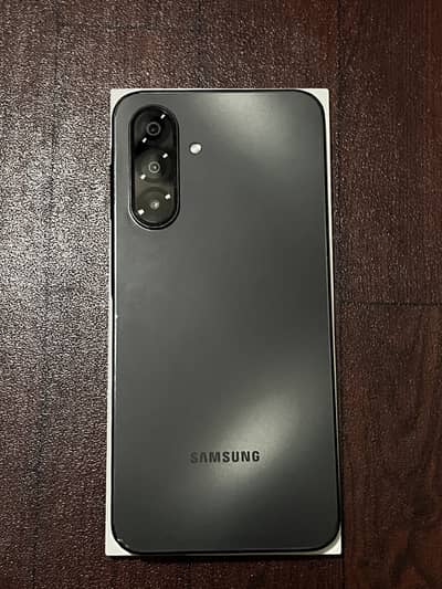 Samsung Galaxy A17 PTA approved 256gb