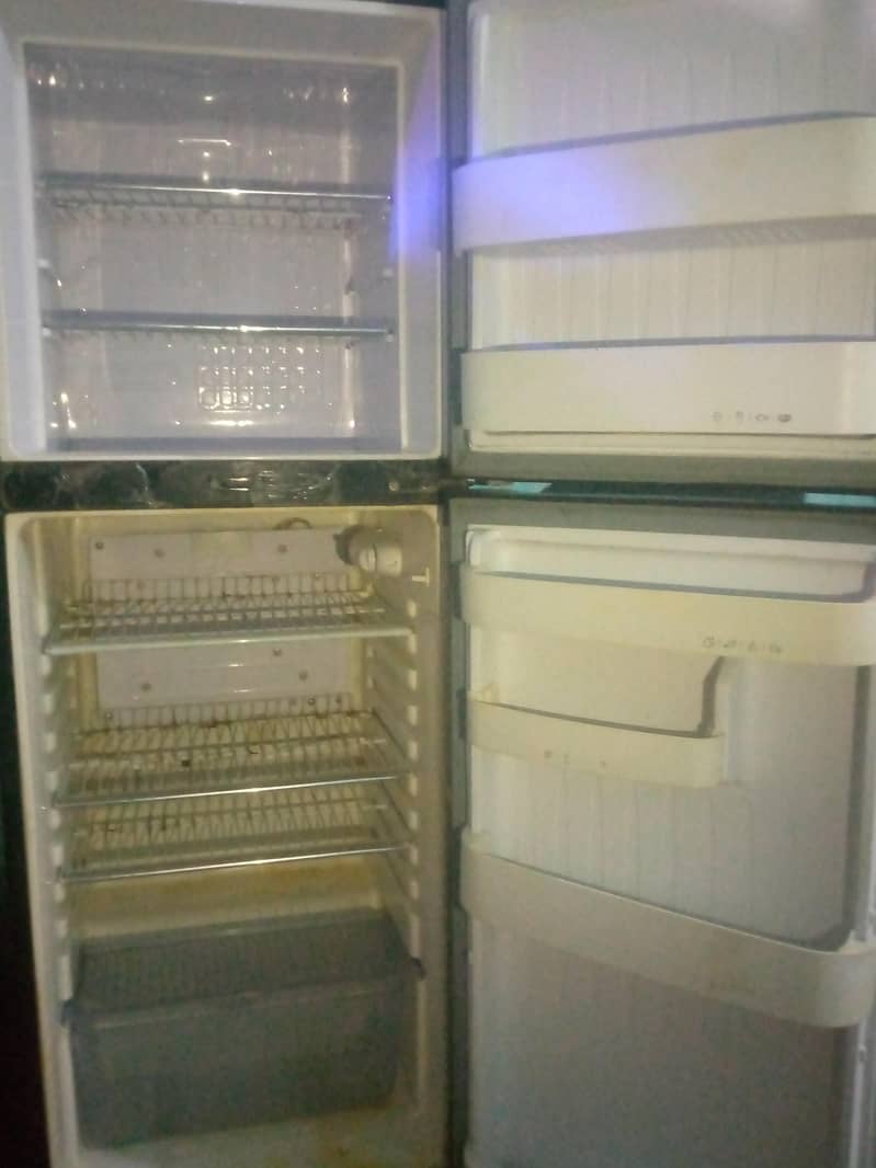 Orient Refrigerator 5