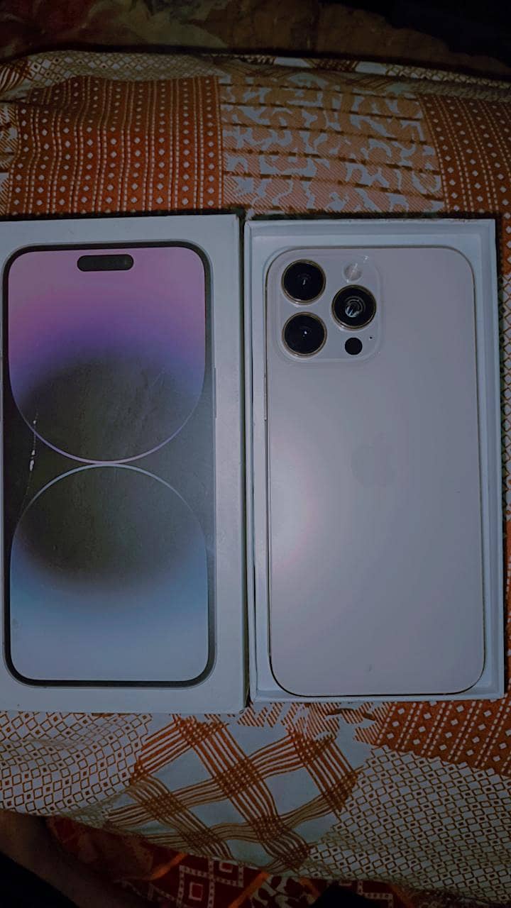 iPhone 12 0