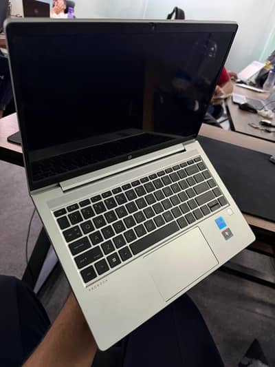 HP Probook 440 G8