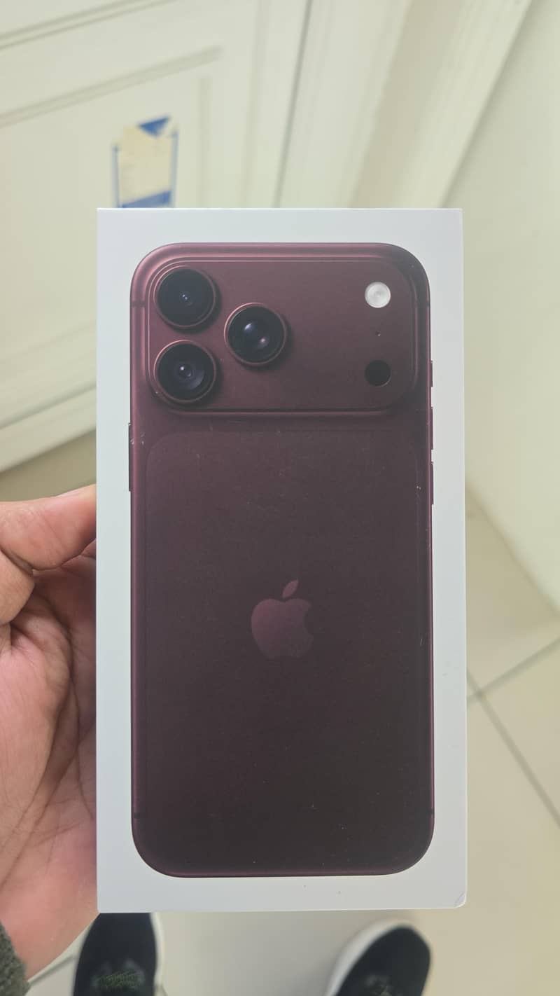 Apple iPhone 18 Pro Max 1