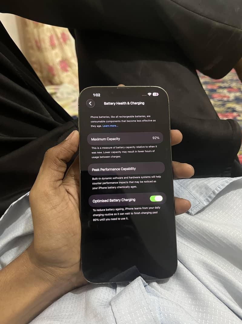Apple iPhone 13 Pro Max 2