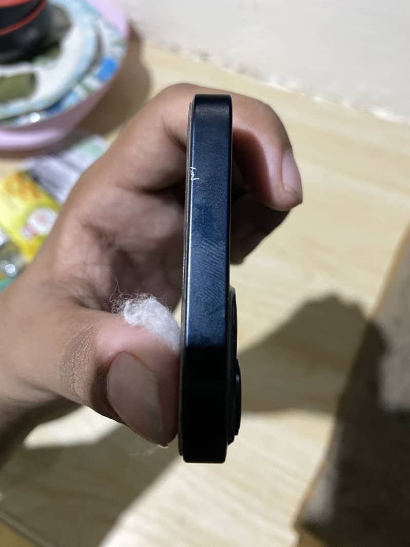 Apple iPhone 13 3