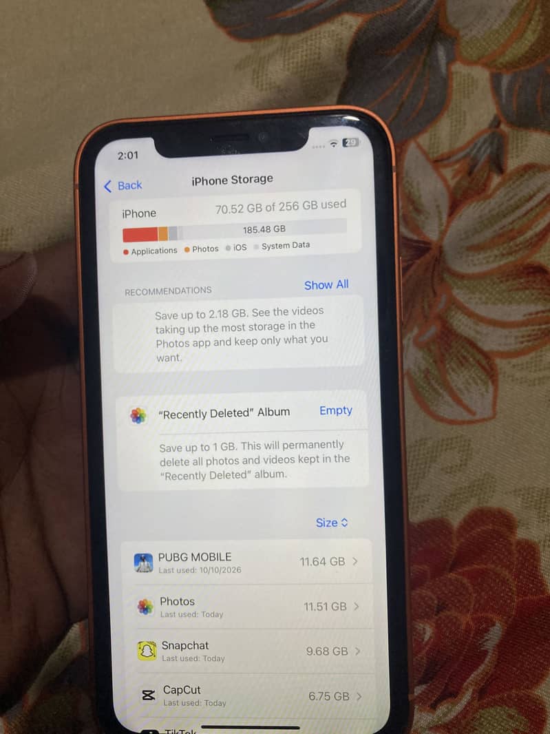 Apple iPhone Xr 1