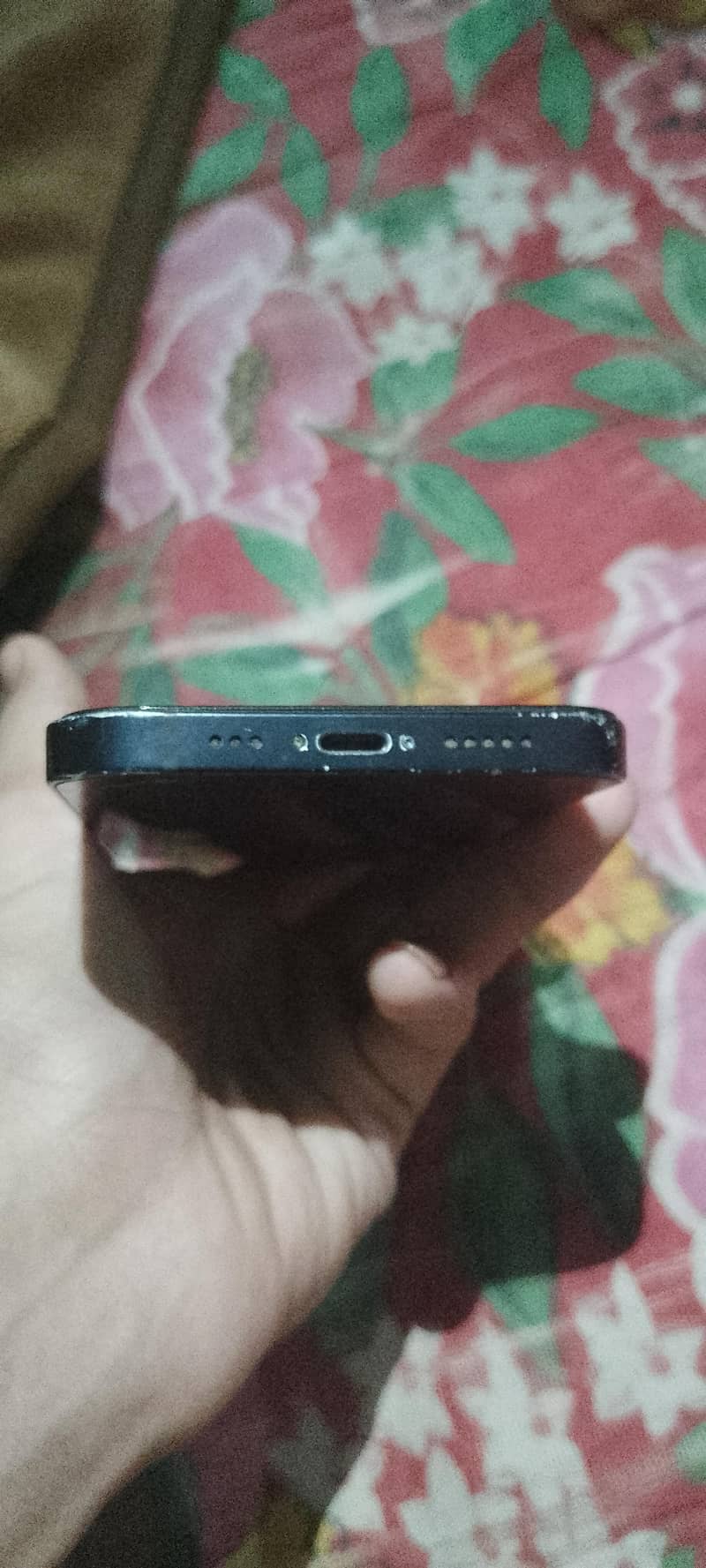 Apple iPhone 12 1