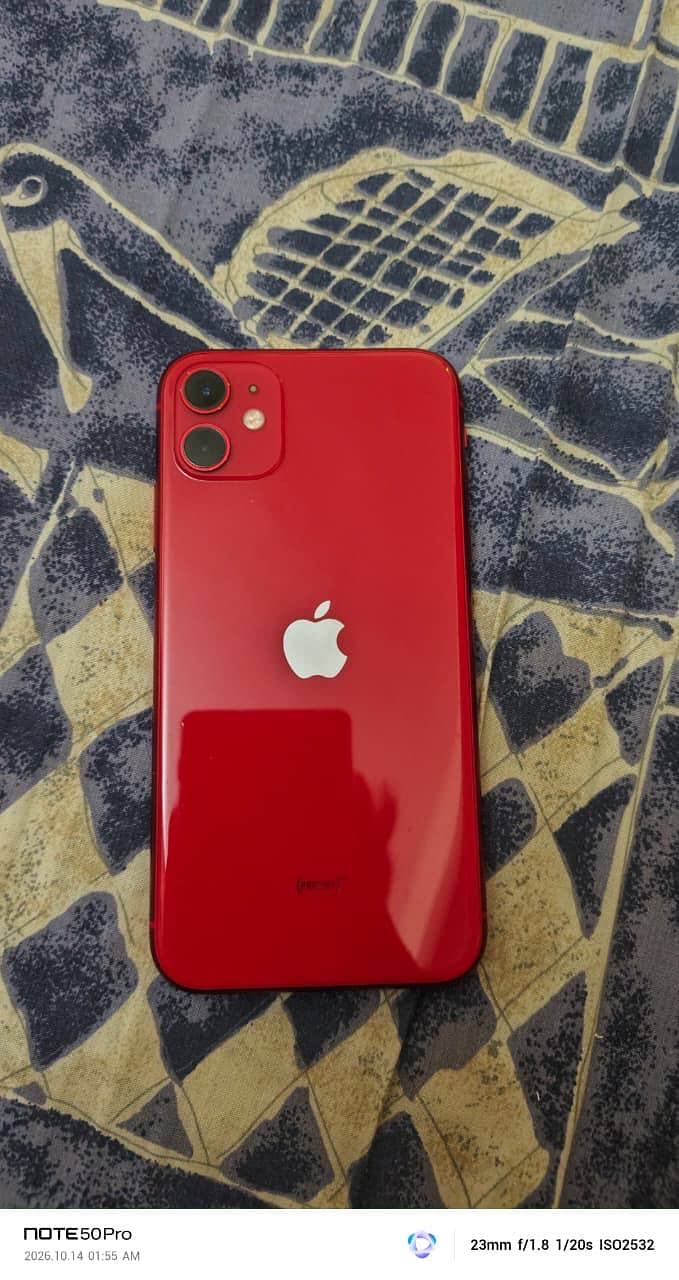 Apple iPhone 11 4