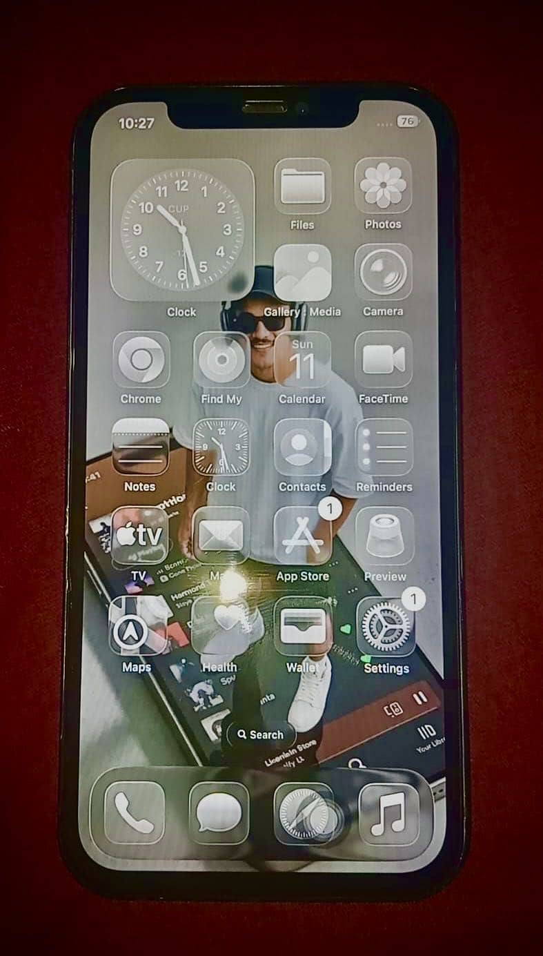 Apple iPhone 12 3