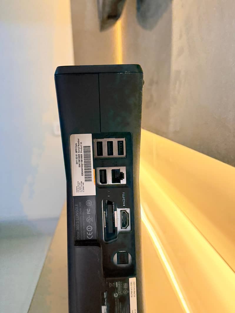 X box 360 4