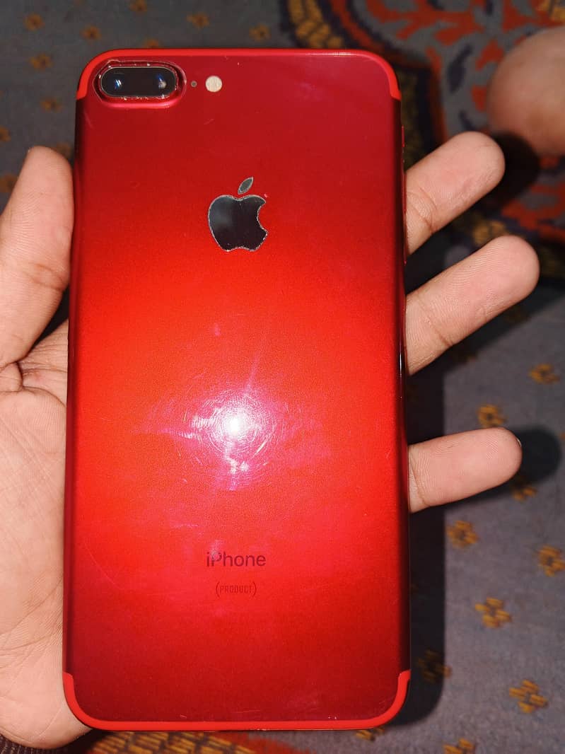 Apple iPhone 7 Plus 1