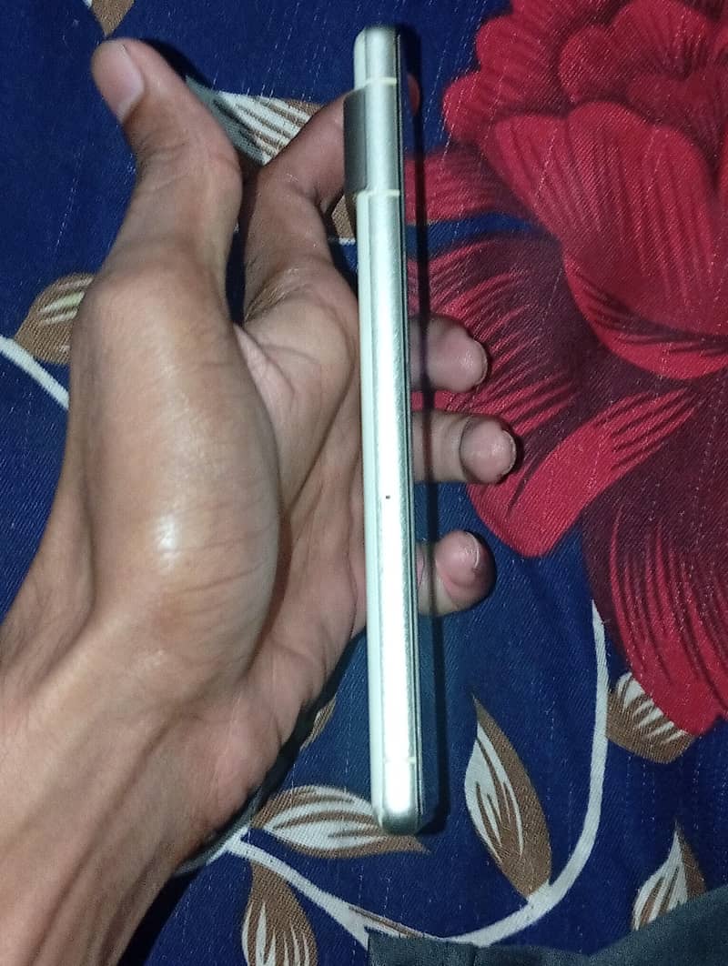 Google Pixel 7 3