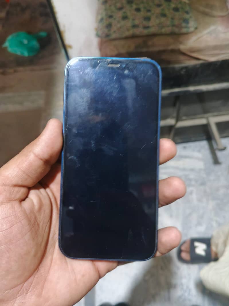Apple iPhone 12 5