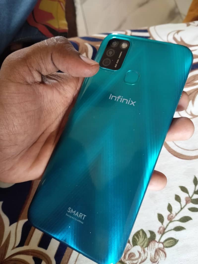 Infinix Smart 6 4
