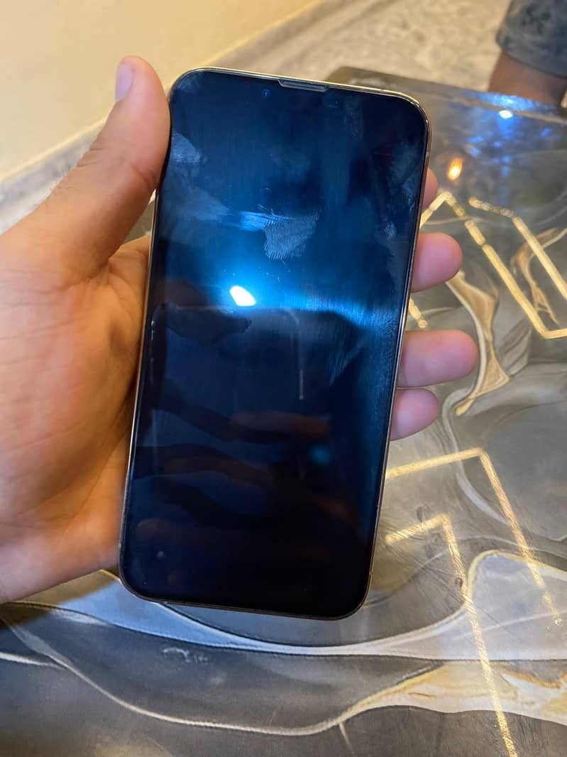 Apple iPhone 13 Pro 3