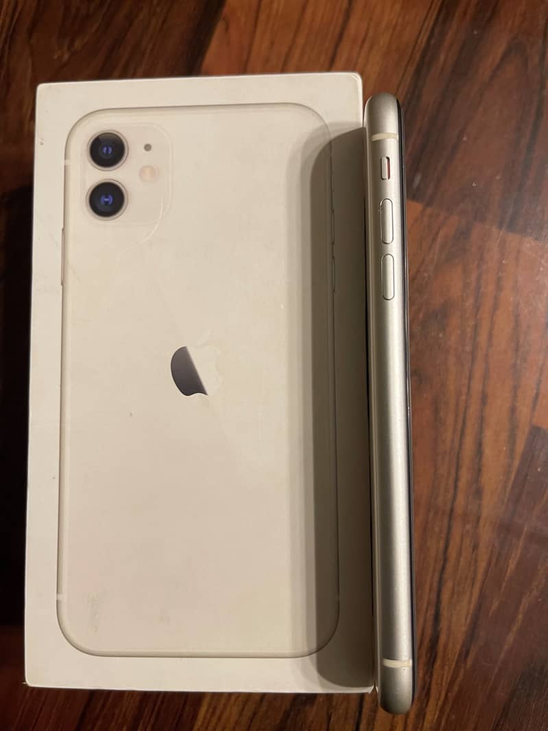 Apple iPhone 11 3