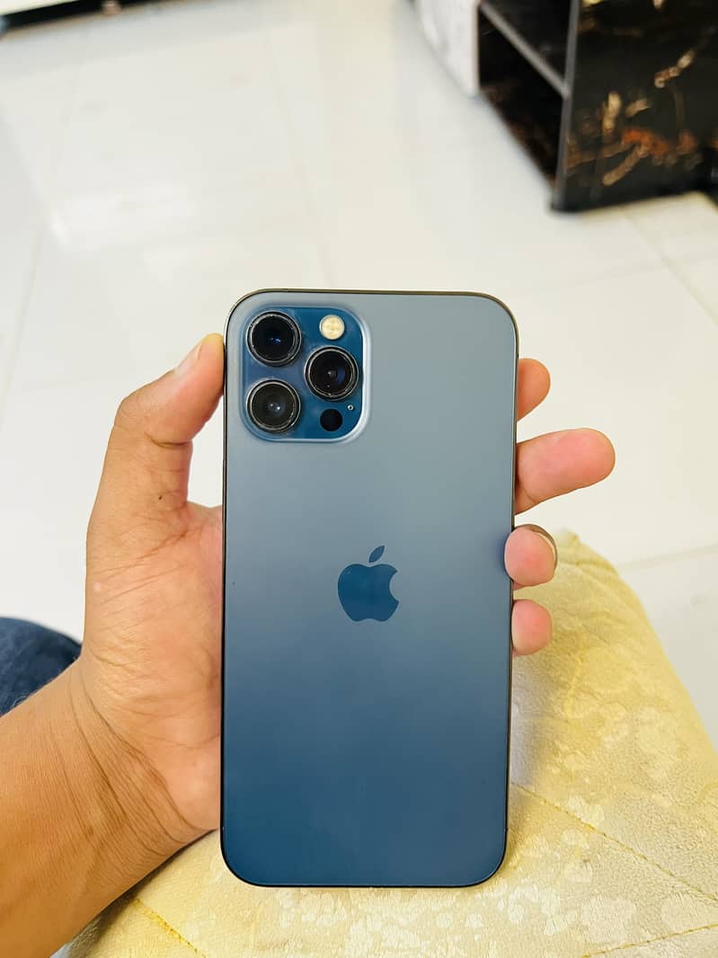 Apple iPhone 12 Pro Max 1