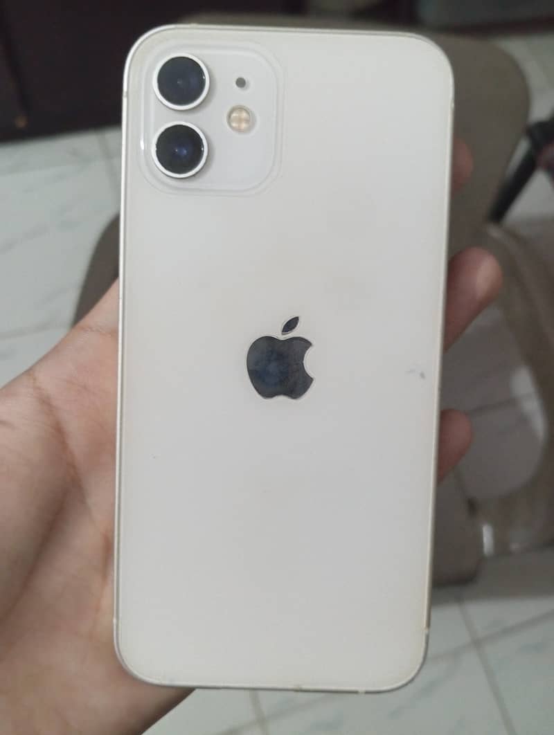 Apple iPhone 12 2