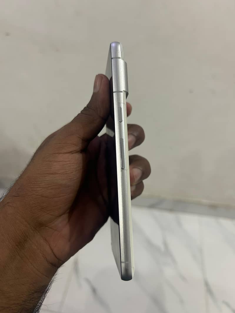 Google Pixel 7 2