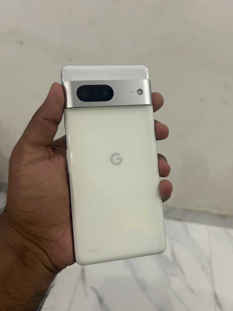 Google Pixel 7 5