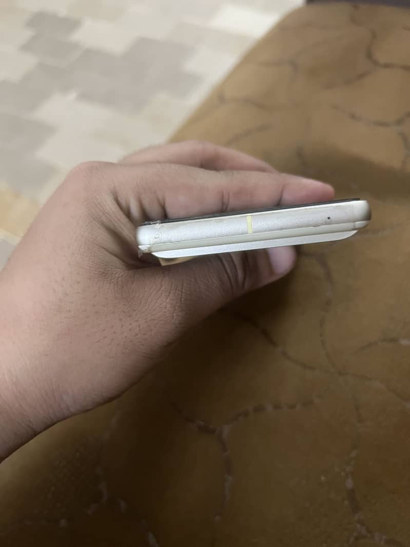 Google Pixel 7 Official 3