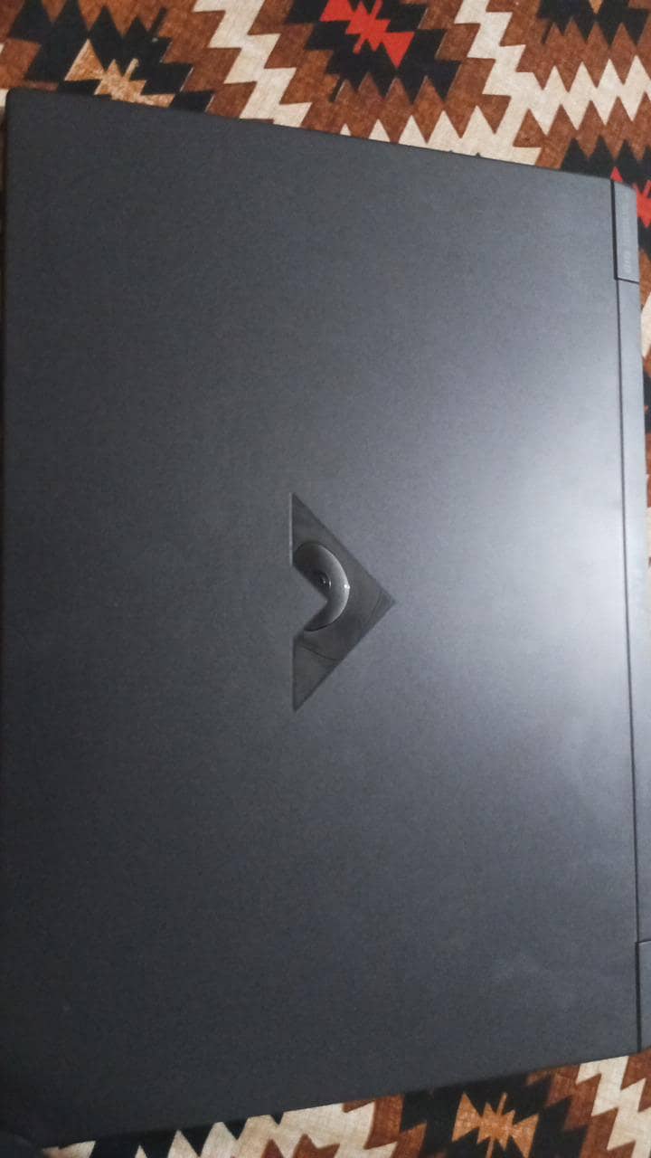 Hp VICTUS 0