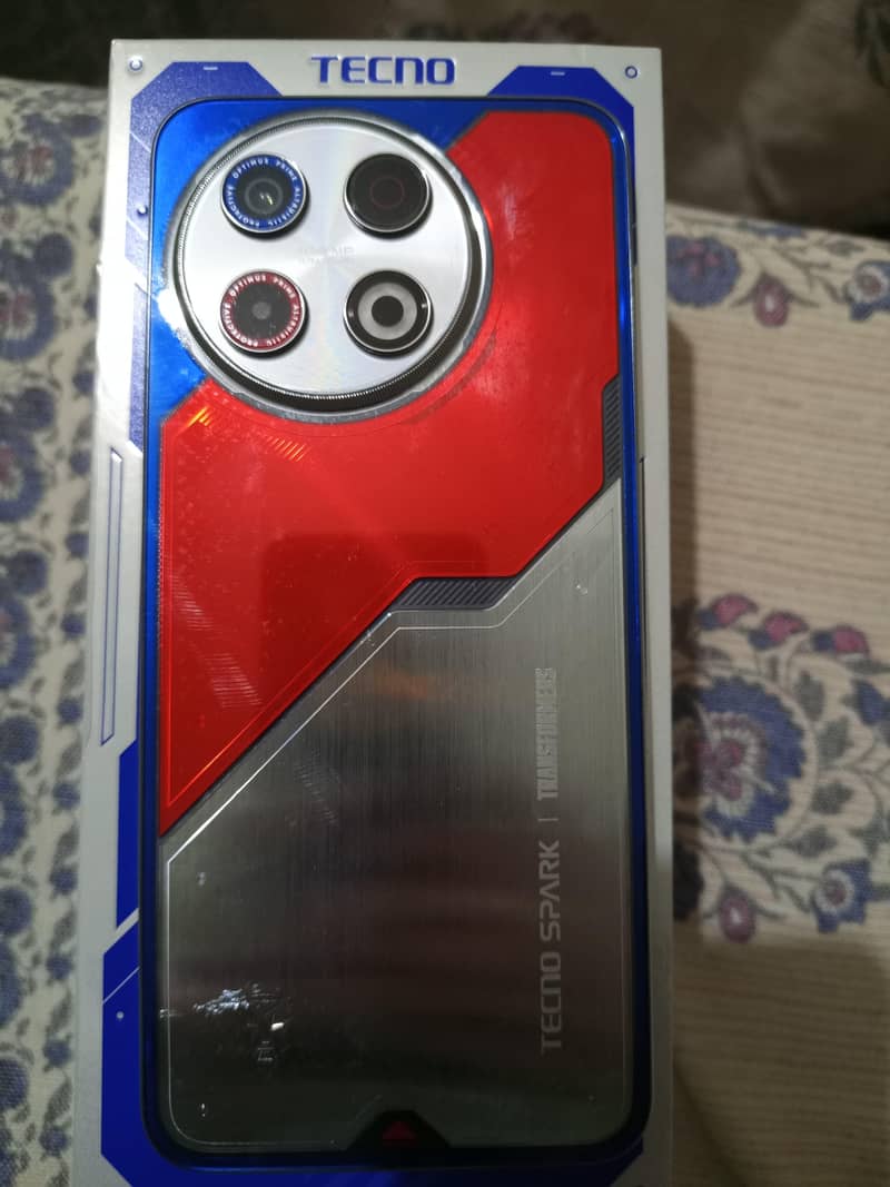 Tecno SPARK 30 Pro 1