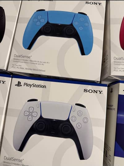 PS5 DualSense Controller – Brand New Sealed | BLACK & WHITE