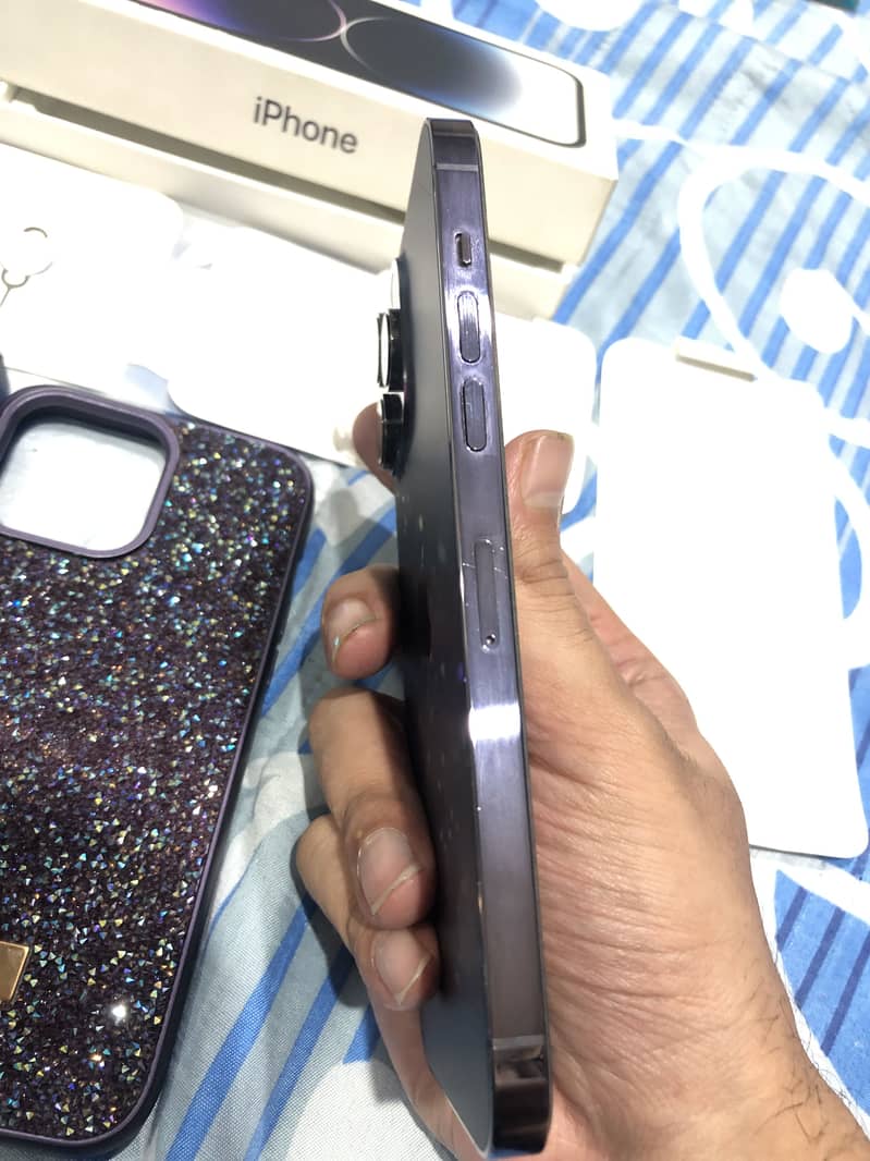Apple iPhone 14 Pro Max 3
