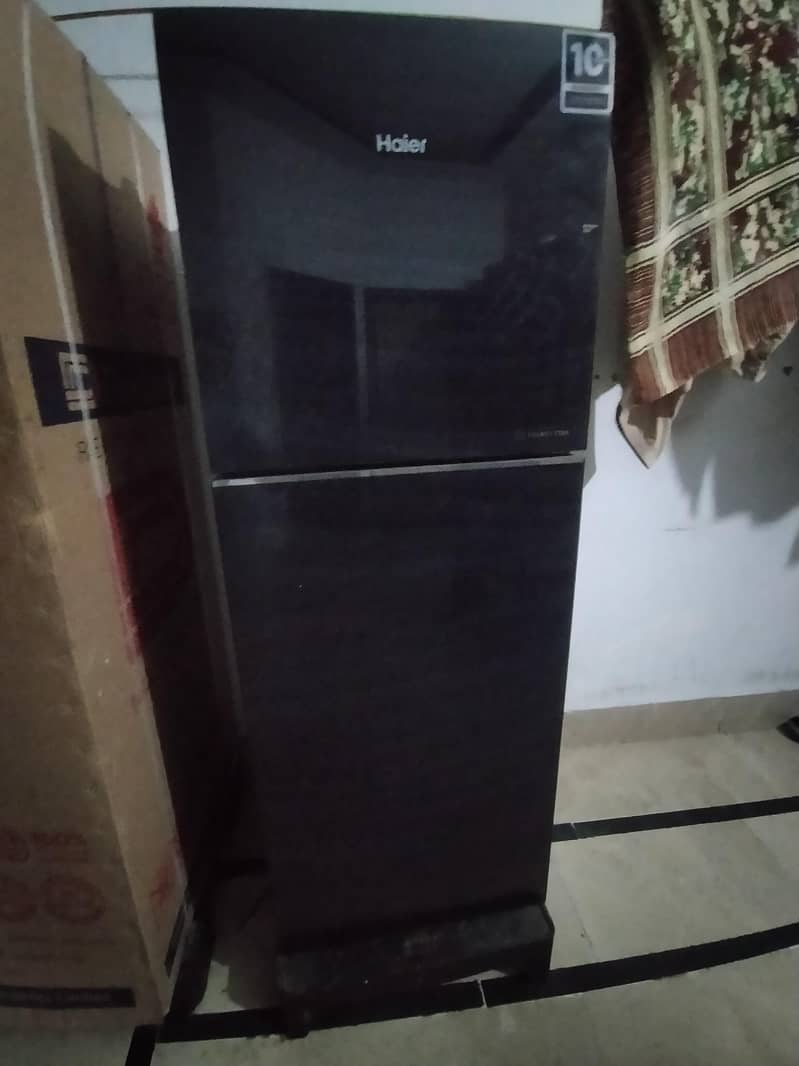 Refrigerator 0
