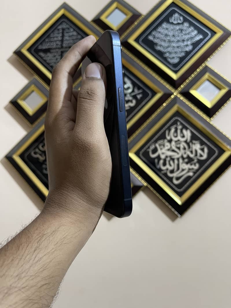 Apple iPhone 15 Pro 5